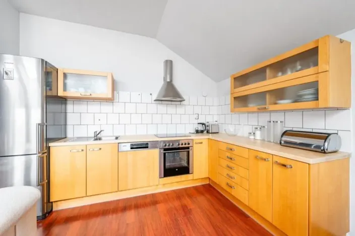 Pronájem bytu 2+kk, Praha - Horní Měcholupy, Padovská, 62 m2