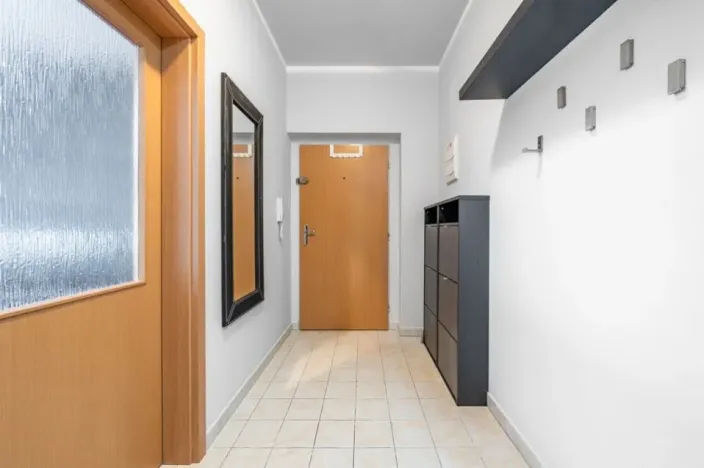 Pronájem bytu 2+kk, Praha - Horní Měcholupy, Padovská, 62 m2