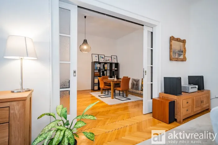 Pronájem bytu 3+1, Praha - Vinohrady, Polská, 134 m2