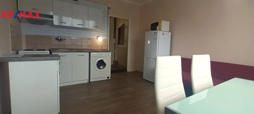 Pronájem bytu 1+1, Milevsko, B. Němcové, 42 m2