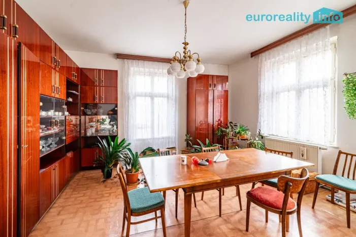 Prodej činžovního domu, Kraslice, Dukelská, 267 m2