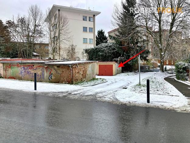 Prodej garáže, Praha - Bubeneč, Ve struhách, 15 m2