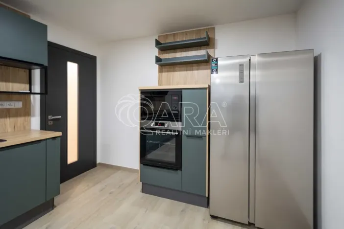 Pronájem bytu 4+kk, Neratovice, Na Výsluní, 67 m2