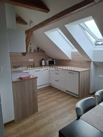 Pronájem bytu 2+kk, Polná na Šumavě, 66 m2