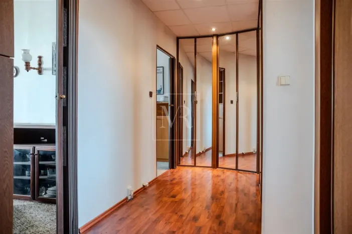 Prodej bytu 3+1, Praha - Kobylisy, Luhovská, 74 m2