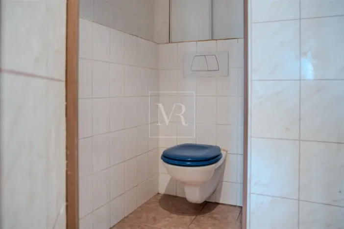 Prodej bytu 3+1, Praha - Kobylisy, Luhovská, 74 m2