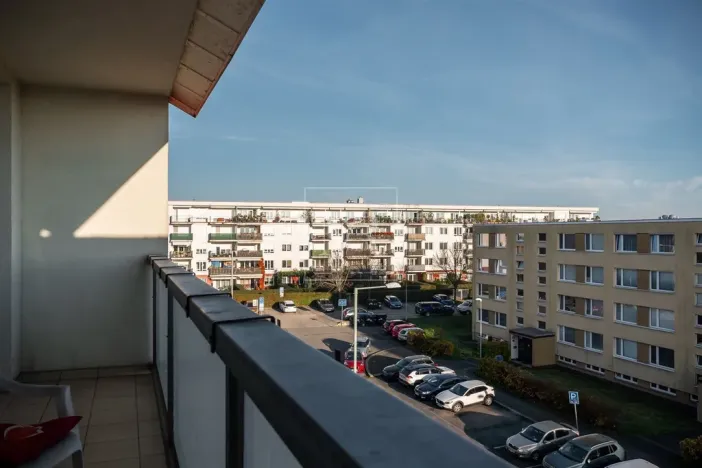 Prodej bytu 3+1, Praha - Kobylisy, Luhovská, 74 m2