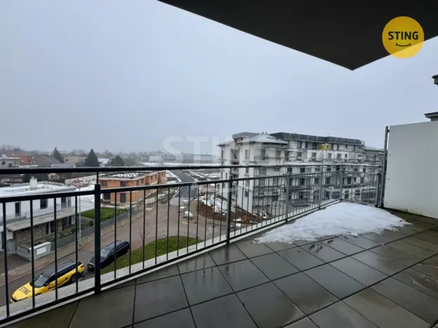 Pronájem bytu 1+kk, Pardubice, U Sportovní školy, 38 m2