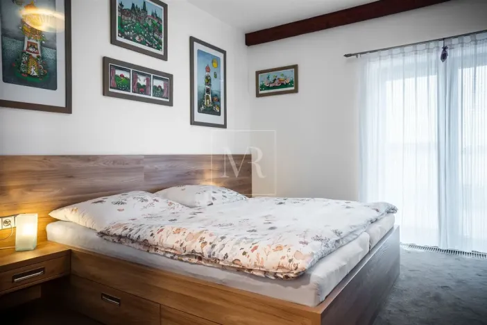 Prodej rodinného domu, Sulice - Želivec, Hlavní, 370 m2