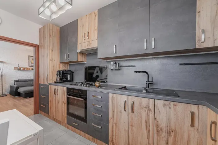 Prodej bytu 3+1, Orlová - Lutyně, Karla Dvořáčka, 72 m2