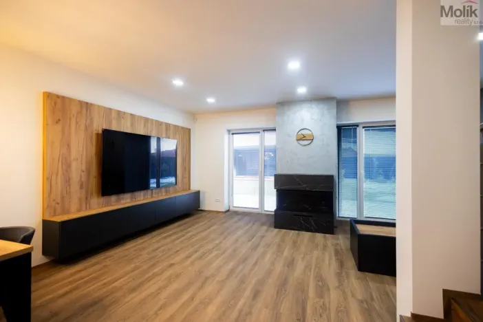 Prodej rodinného domu, Strupčice, 170 m2