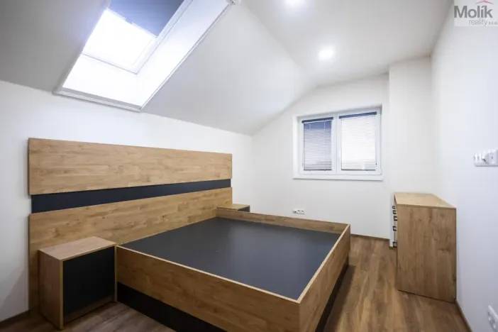 Prodej rodinného domu, Strupčice, 170 m2