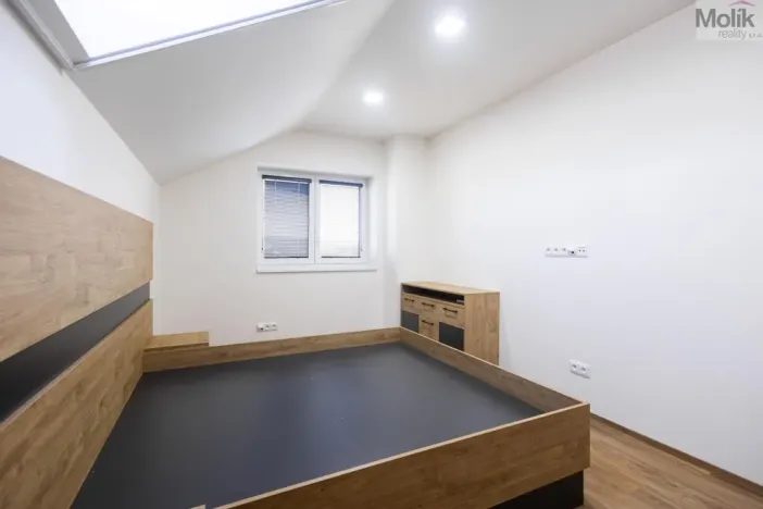 Prodej rodinného domu, Strupčice, 170 m2