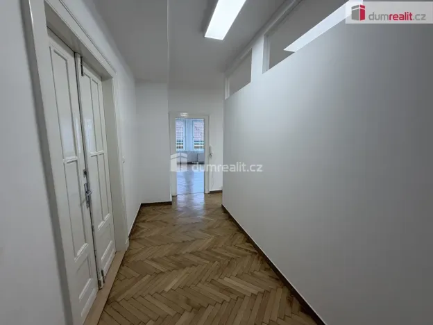 Pronájem kanceláře, Praha - Nové Město, Vodičkova, 82 m2