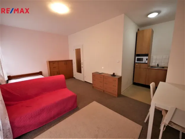 Pronájem bytu 1+kk, Praha - Krč, Tavolníková, 26 m2