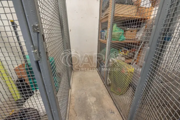 Pronájem bytu 1+kk, Praha - Zbraslav, Spojařů, 32 m2