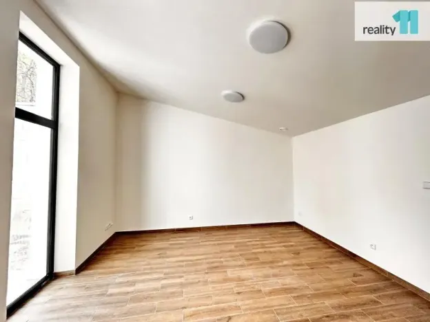 Pronájem rodinného domu, Praha - Michle, Michelská, 34 m2