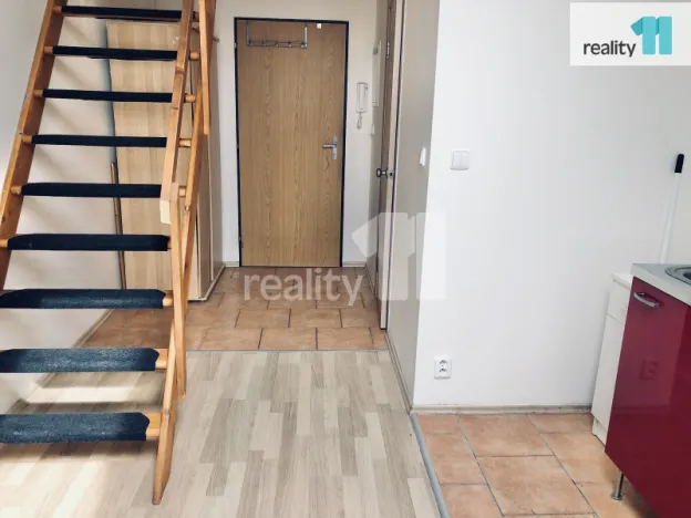 Pronájem bytu 1+1, Praha - Točná, náměstí Antonína Pecáka, 28 m2