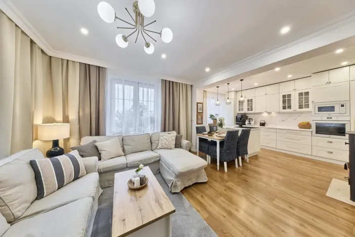 Prodej rodinného domu, Jaroměř - Josefov, Rumunská, 150 m2