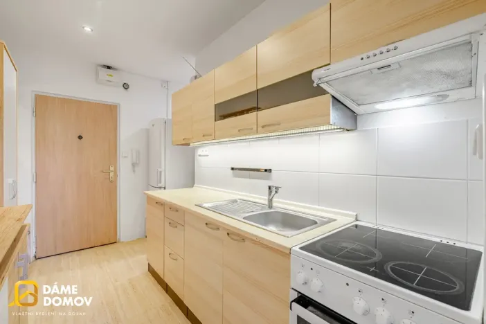 Prodej bytu 1+kk, Zlín, Družstevní, 32 m2