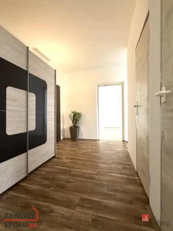 Pronájem bytu 2+1, Chomutov, Zahradní, 51 m2