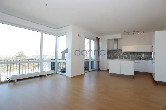 Prodej bytu 2+kk, Praha, Moskevská, 59 m2