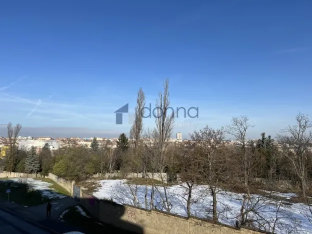 Prodej bytu 2+kk, Praha, Moskevská, 59 m2