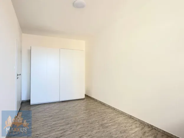 Prodej bytu 2+kk, Praha - Troja, Hnězdenská, 43 m2