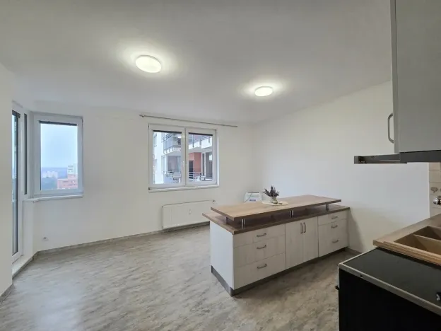 Prodej bytu 2+kk, Praha - Troja, Hnězdenská, 43 m2