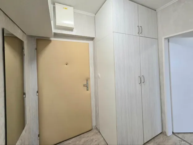 Prodej bytu 2+kk, Praha - Troja, Hnězdenská, 43 m2