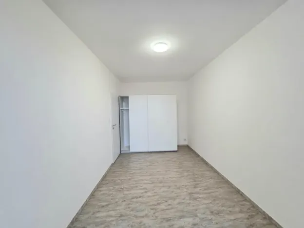 Prodej bytu 2+kk, Praha - Troja, Hnězdenská, 43 m2