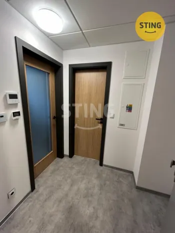 Pronájem bytu 1+kk, Pardubice, Husova, 35 m2