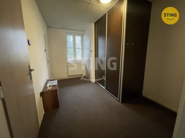 Pronájem bytu 1+1, Ostrava, Poděbradova, 50 m2