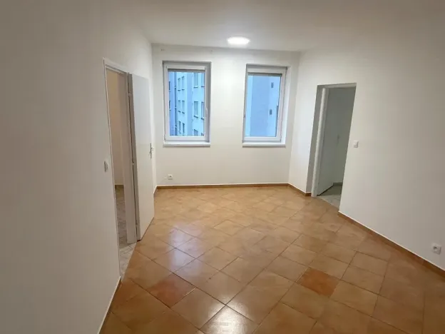 Pronájem bytu 3+1, Praha - Strašnice, Věšínova, 65 m2