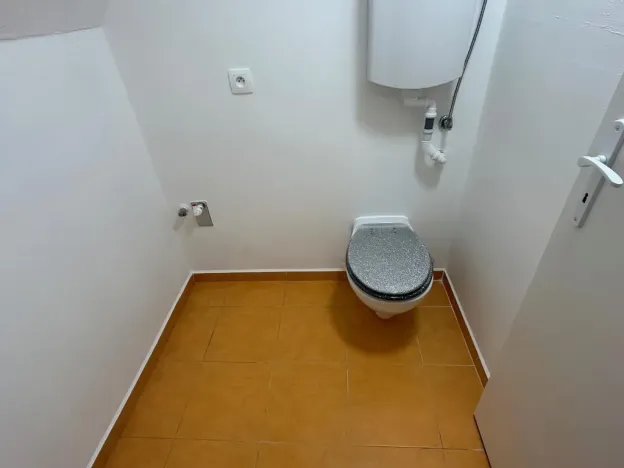 Pronájem bytu 3+1, Praha - Strašnice, Věšínova, 65 m2