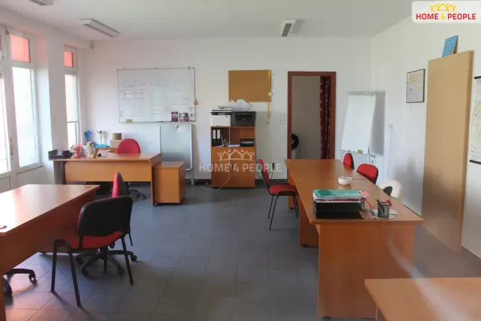 Pronájem kanceláře, Benešov, Antuškova, 50 m2