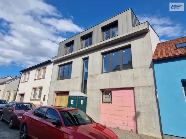 Prodej bytu 2+kk, Praha, Pod turnovskou tratí, 58 m2