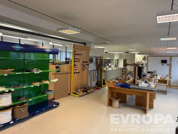 Pronájem obchodního prostoru, Liberec - Liberec VII-Horní Růžodol, Dr. Milady Horákové, 364 m2