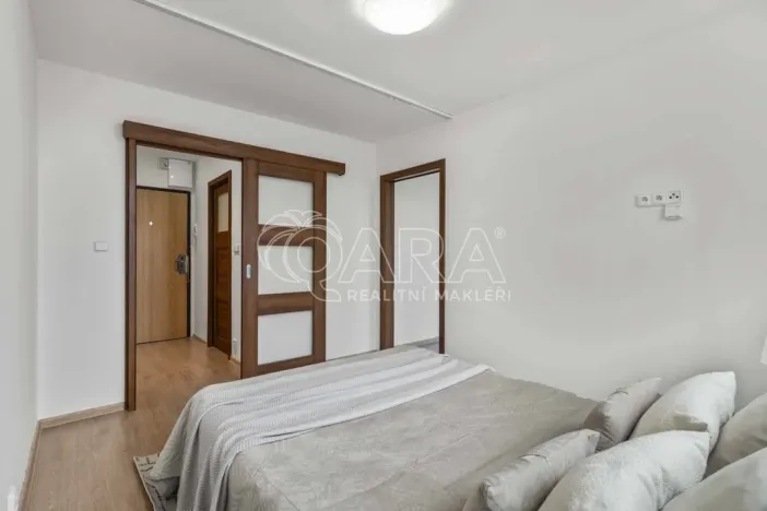 Prodej bytu 2+kk, Praha - Řepy, Španielova, 33 m2