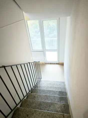 Pronájem bytu 2+1, Ústí nad Labem, Kmochova, 60 m2