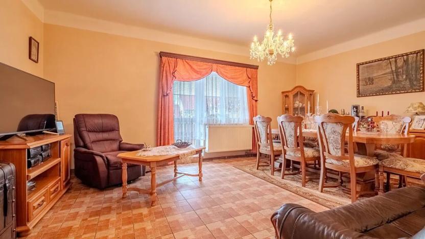 Prodej činžovního domu, Sadská, Husova, 306 m2