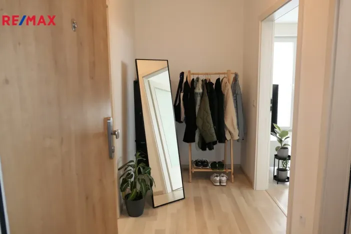 Pronájem bytu 2+kk, Hradec Králové - Nový Hradec Králové, Antonína Petrofa, 54 m2