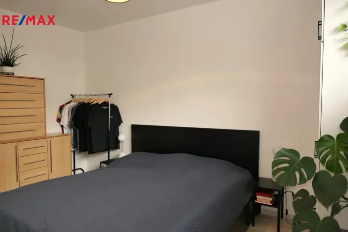 Pronájem bytu 2+kk, Hradec Králové - Nový Hradec Králové, Antonína Petrofa, 54 m2