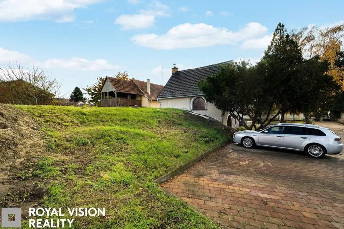 Prodej vinného sklepa, Březí, 142 m2