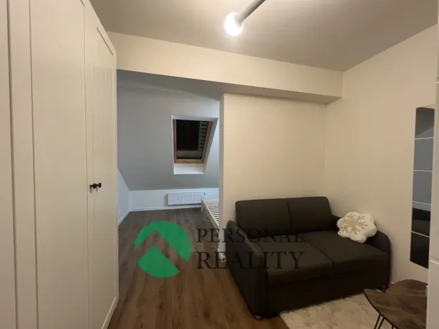 Pronájem bytu 1+1, Praha - Žižkov, Na mokřině, 40 m2