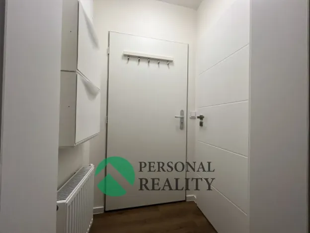 Pronájem bytu 1+1, Praha - Žižkov, Na mokřině, 40 m2