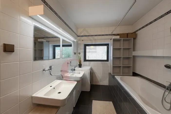 Prodej rodinného domu, Tymákov, 188 m2