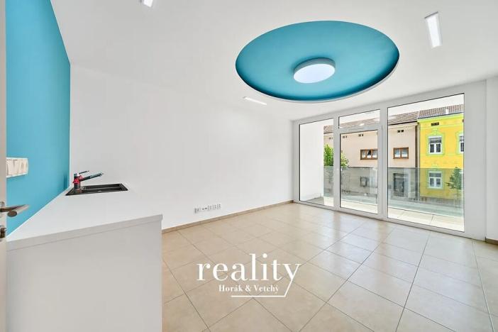 Pronájem ordinace, Znojmo, Jarošova, 36 m2