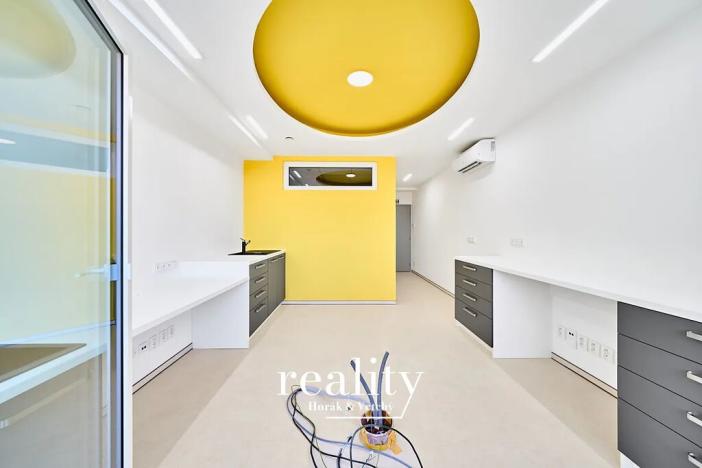 Pronájem ordinace, Znojmo, 28 m2