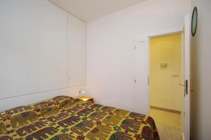 Pronájem bytu 3+1, Praha - Malá Strana, Hroznová, 73 m2